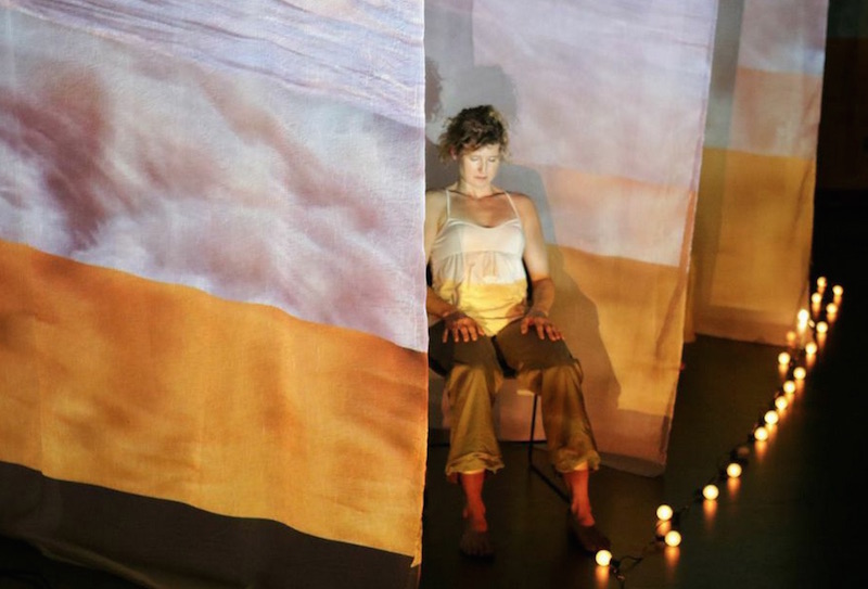 Image of OJO, Chor. and Perf. Kim Olson. Vid. Dir. and Ed. Ana Baer. 2014 courtesy of Ana Baer.